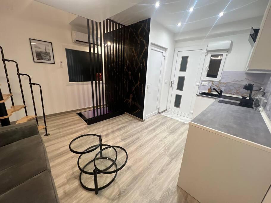 Maison Appartement Triplex Avec Jacuzzi Et Sauna Сент-Этьен Экстерьер фото